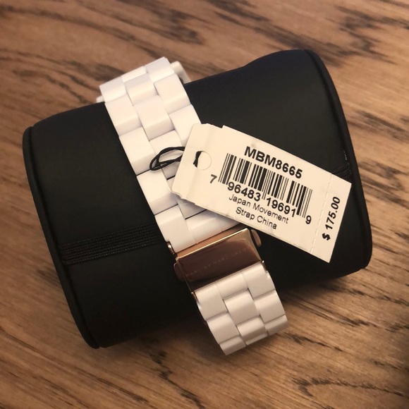 Marc by Marc Jacobs wristwatch - Picture 2 of 4